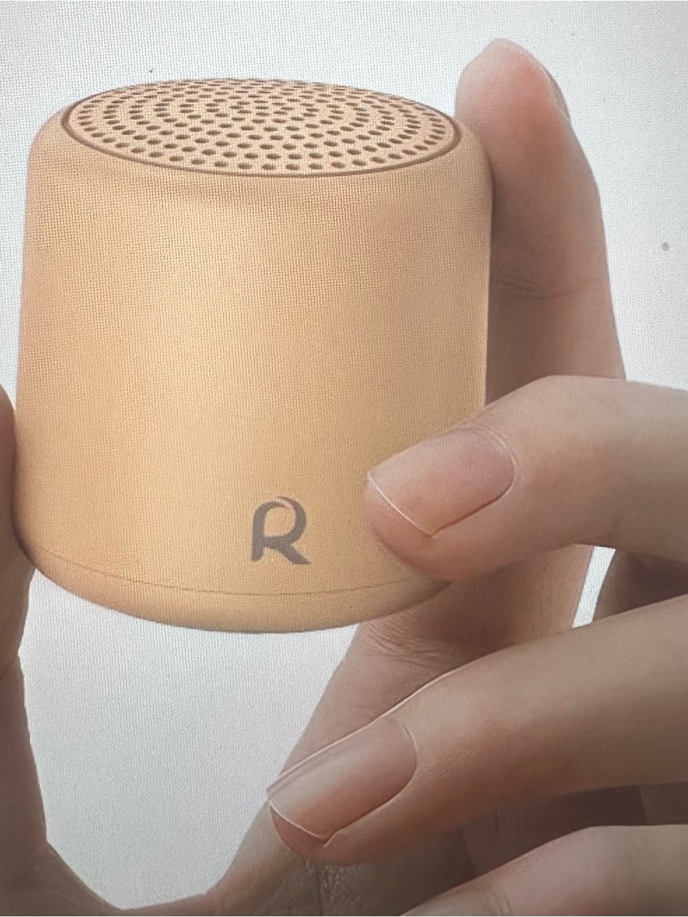Portable white noise sound machine